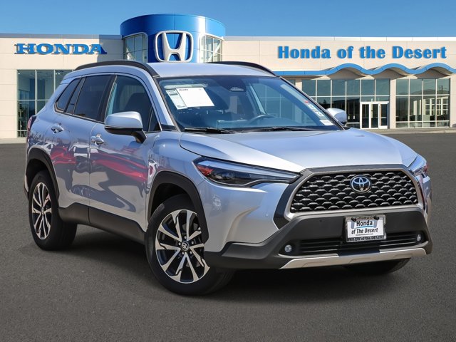 2023 Toyota Corolla Cross XLE